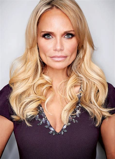 kristen chenoweth nude|Kristin Chenoweth sexy, topless & nude photos & movies.